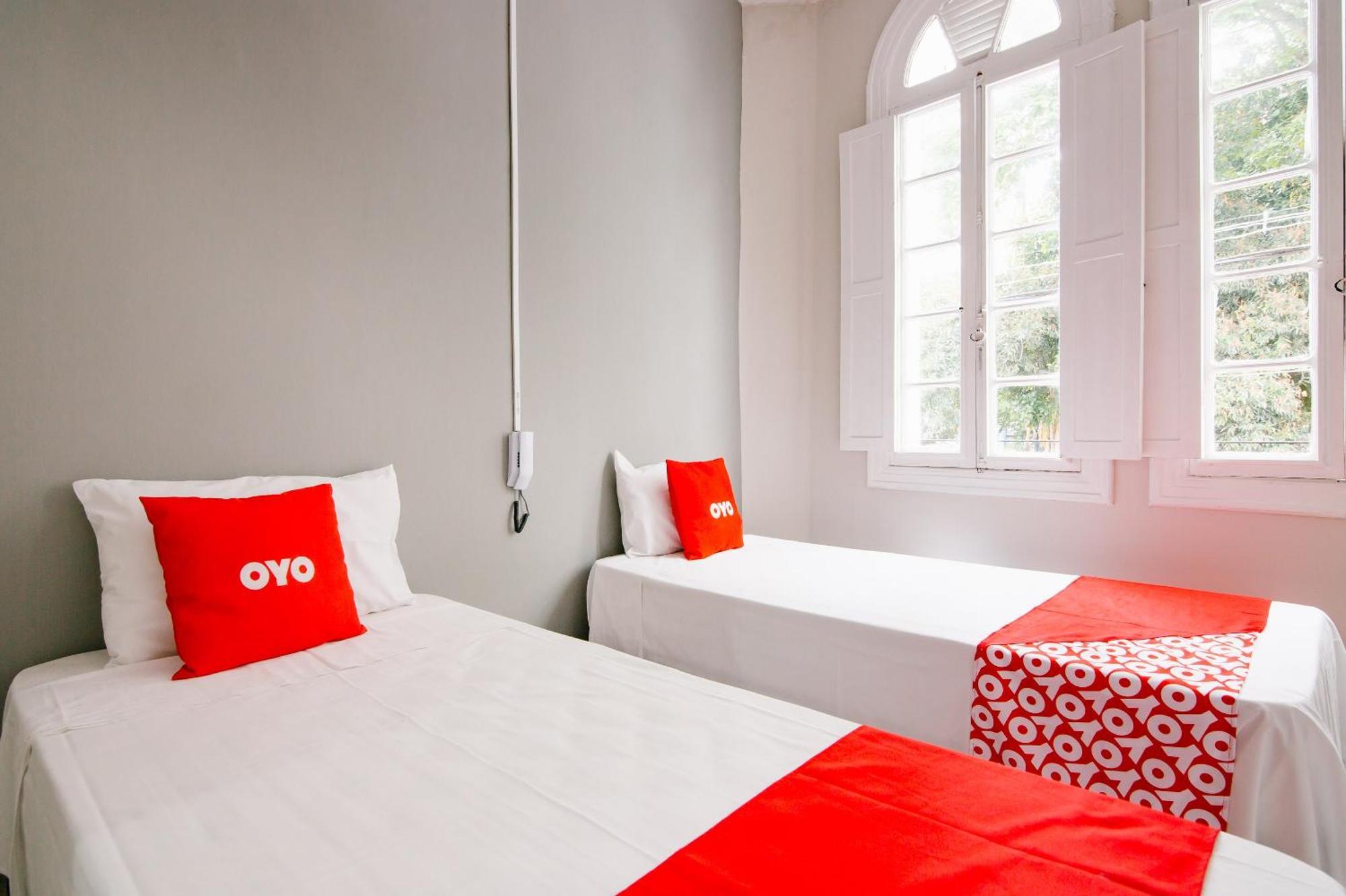 酒店 Oyo Castro Alves, 3*